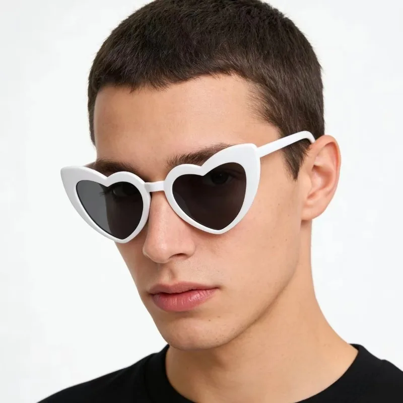 Cartoon White Heart Sunglasses - огляд і ціна Sunglasses Uv400